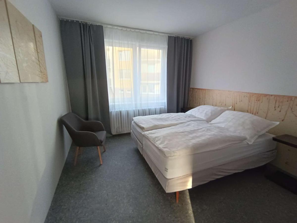 Apartmany Nad Splavem זנוימו מראה חיצוני תמונה